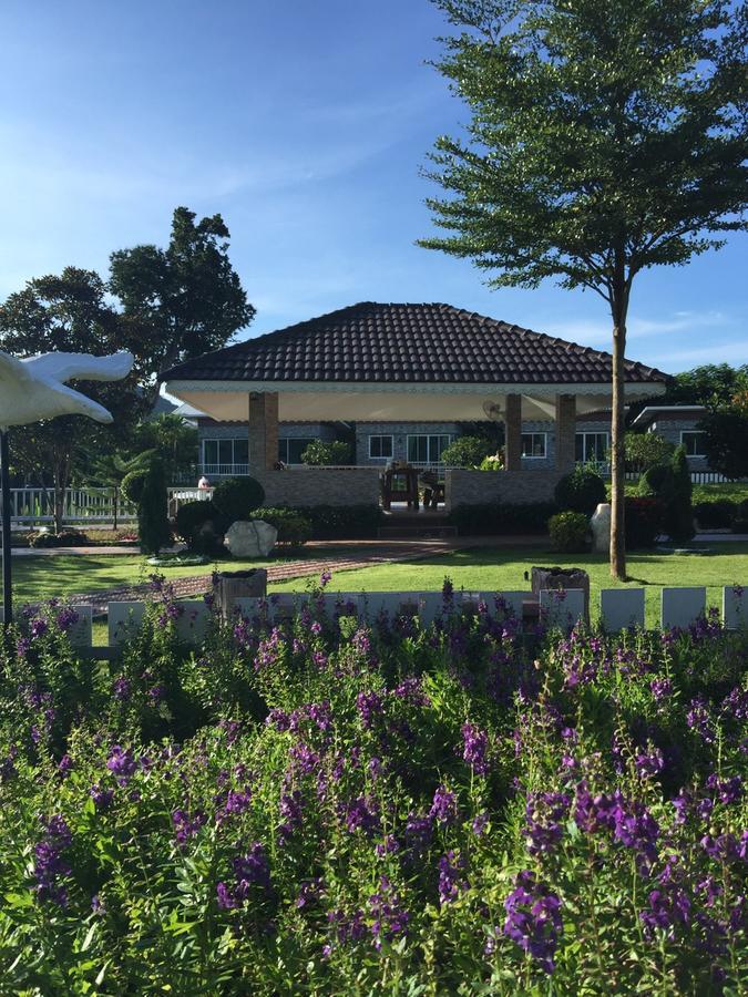 Rai Fahpratan Home And Garden Ban Pak Ngam  ภายนอก รูปภาพ