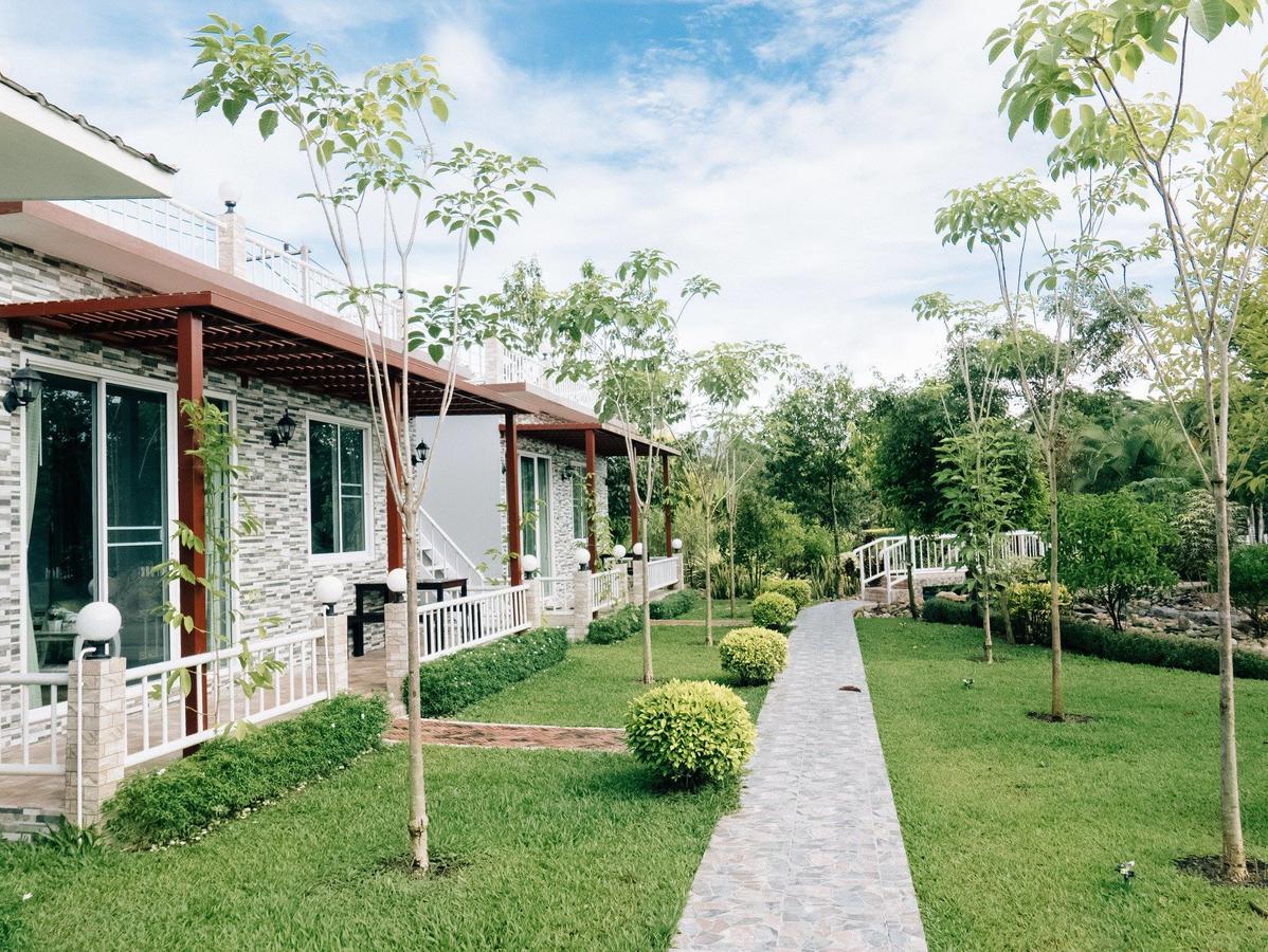 Rai Fahpratan Home And Garden Ban Pak Ngam  ภายนอก รูปภาพ