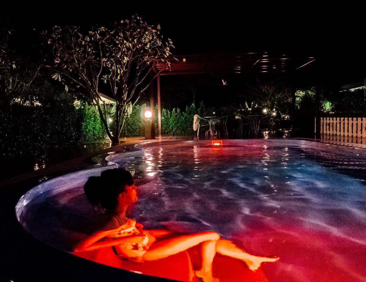 Rai Fahpratan Home And Garden Ban Pak Ngam  ภายนอก รูปภาพ
