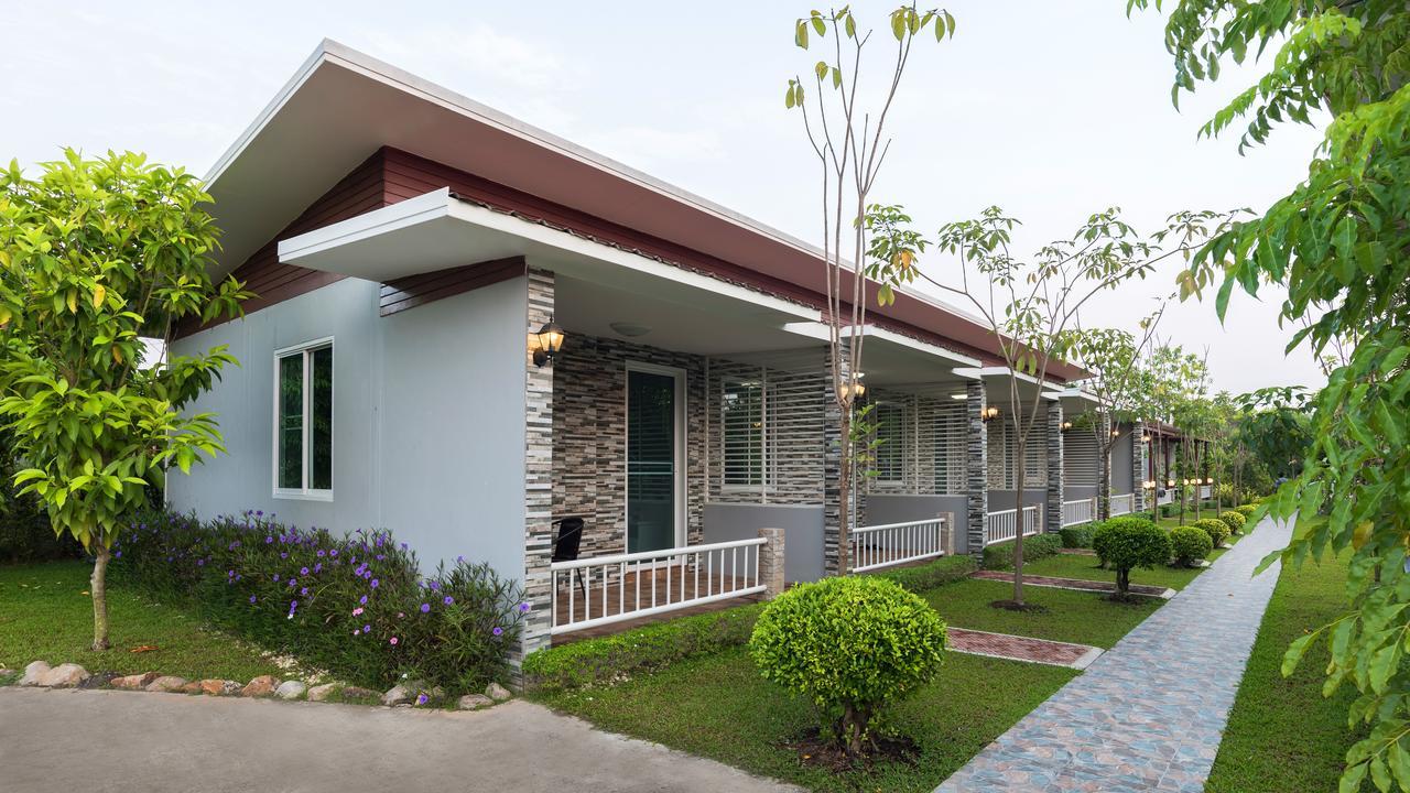 Rai Fahpratan Home And Garden Ban Pak Ngam  ภายนอก รูปภาพ